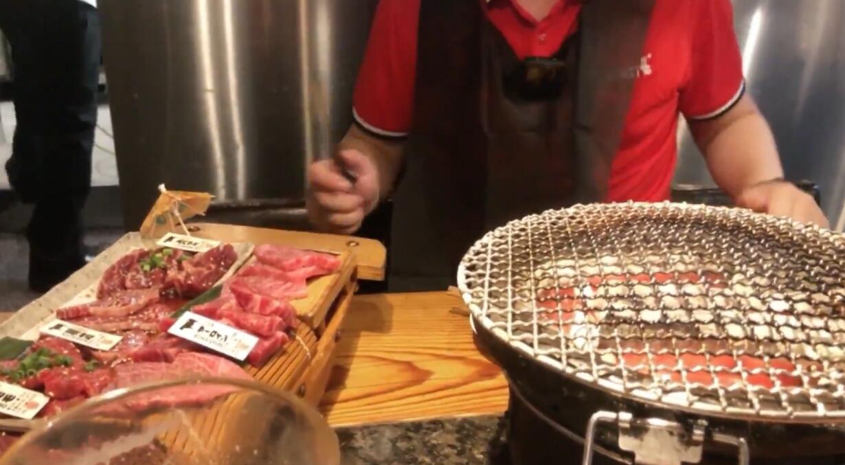 在線喊話：老板，你天天分享美食就有點過分ai~~~